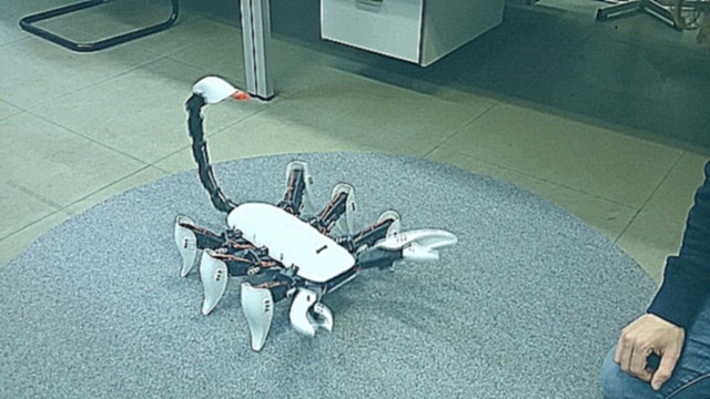 Шестиногий робот-скорпион 