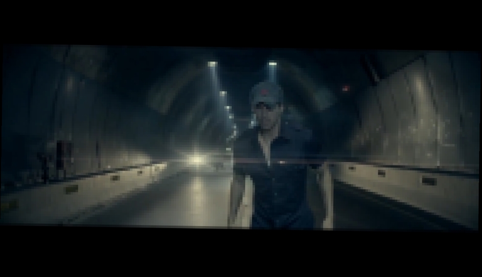 Музыкальный видеоклип Enrique Iglesias - Bailando ft. Descemer Bueno, Gente De Zona 