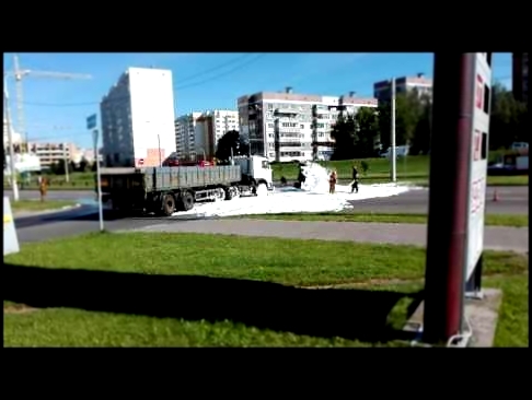 Витебск. Грузовик протаранил бензовоз. Перекресток возле Автокана 04.08.2016 