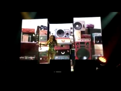 Музыкальный видеоклип Ани Лорак - Уходи по-английски ( Шоу Каролина 29.11.2016 г. Вильнюс ) 