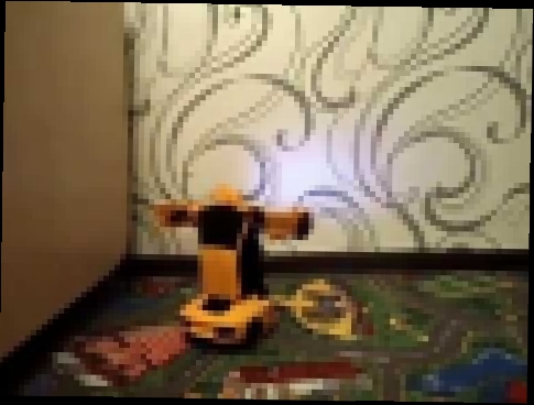 Машинка-трансформер бамблби из мультика Роботы под прикрытием Что подарить мальчику 