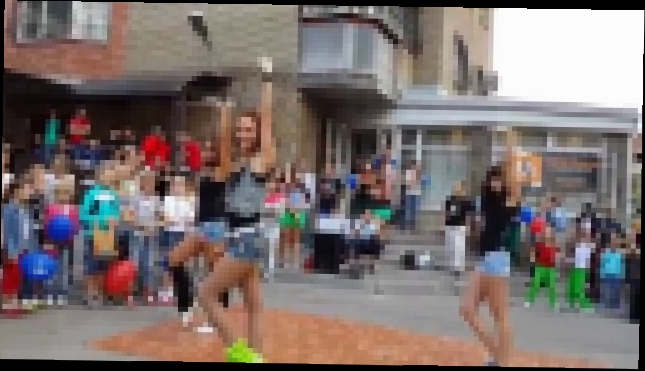 ТАНЕЦ ГОУ-ГОУ В РОСТОВЕ-НА-ДОНУ ► Девчонки Молодцы Зажгли Своим Танцем Публику 