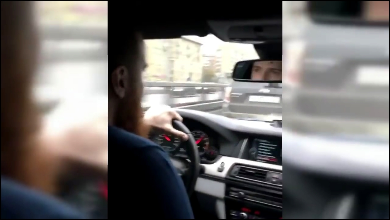 Чеченские бойцы устроили гонки на BMW M5 в Москве 