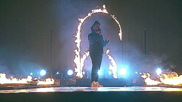 Музыкальный видеоклип The Weeknd - The HIlls (Live At The American Music Awards 2015) 