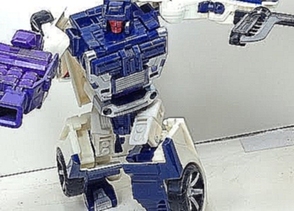 Breakdown Transformers Generations Combiner Wars Deluxe Toy Review 