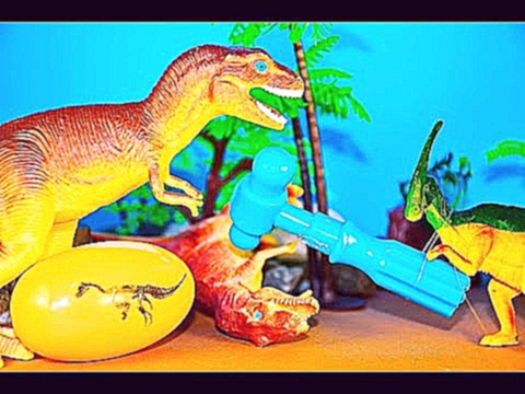 Динозавры. 2 Транозавра украли яйцо у динозавра паразауролофа.  Мультик с игрушками для детей. 4Tube 