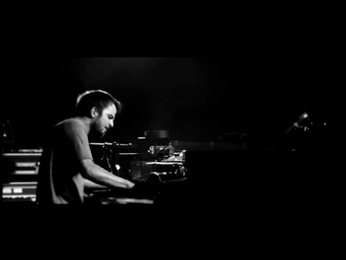 Музыкальный видеоклип Thirty Three Thirty Three | Nils Frahm | St John Sessions 