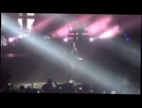 Drake - Shot For Me [1080p HD] [Drake's Club Paradise Live Tour @Berlin 12.04.2012] 