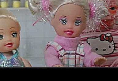 Мультики про Барби дети Барби накормили пупса пупсика Видео Барби dibujos animados de Barbie 