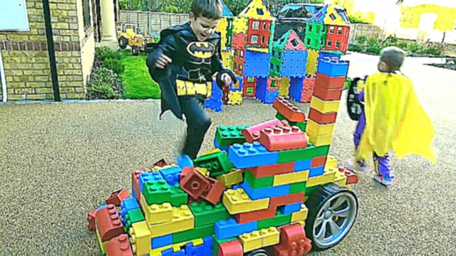 Гигантский ЛЕГО Бэтмен Крушим конструктор машиной THE LEGO BATMAN MOVIE GIANT BU 