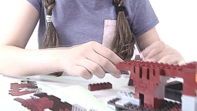 Лего Майнкрафт - сборка адской башни Часть 2. Лучшая подружка Варя и ИгроБой Даня! 