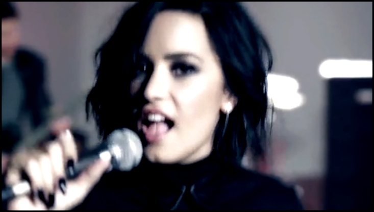 Музыкальный видеоклип  клип  !  рок-группа Fall Out Boy -  Деми Ловато. 