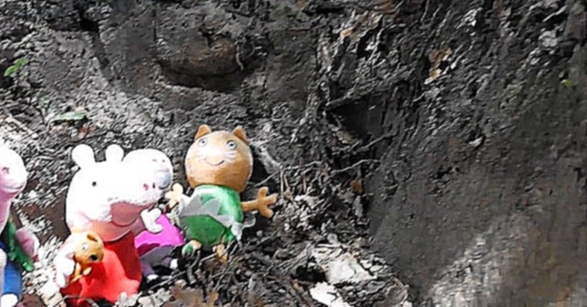Автокран спасает Свинку Пеппу и её друзей - Развлекательное детское видео. Peppa Pig and Truck Crane 