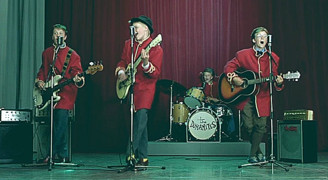 Музыкальный видеоклип Банда Ольсена: Рок-звёзды зажигают / The Junior Olsen Gang Rock's It (2003) 