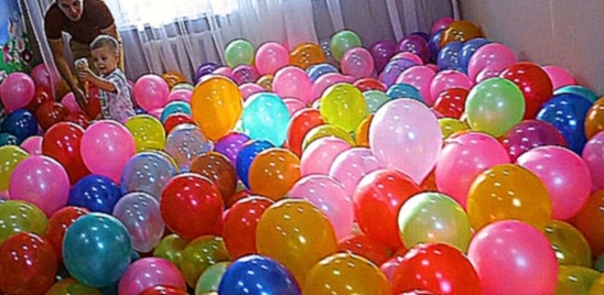 ШОК ВСЯ КВАРТИРА В ШАРИКАХ ищем 100 киндер сюрприз в 1000 шариках 