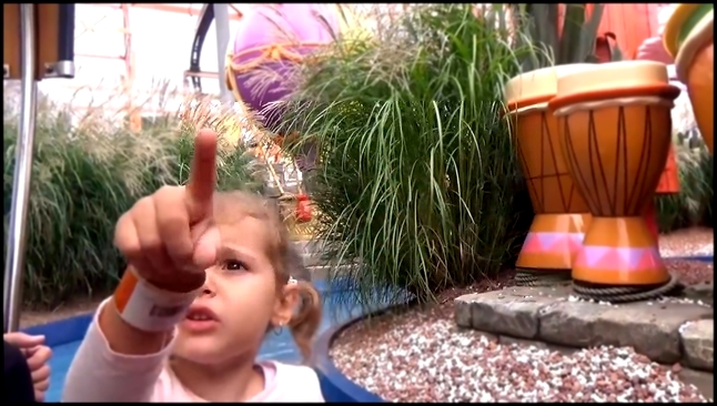 Щенячий Патруль Спанч Боб и Черпашки Ниндзя в развлекательном парке Nickelodeon  