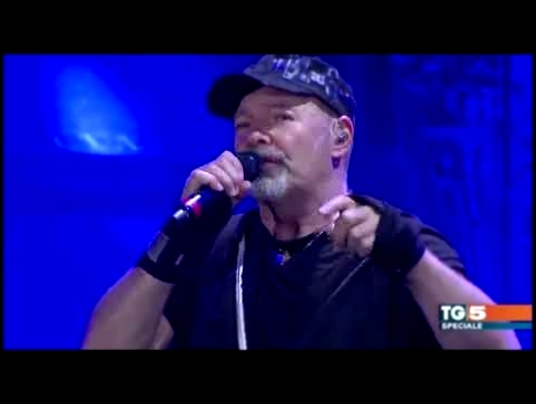 Come Vasco Komanda [Speciale TG5 del 16/07/16] 