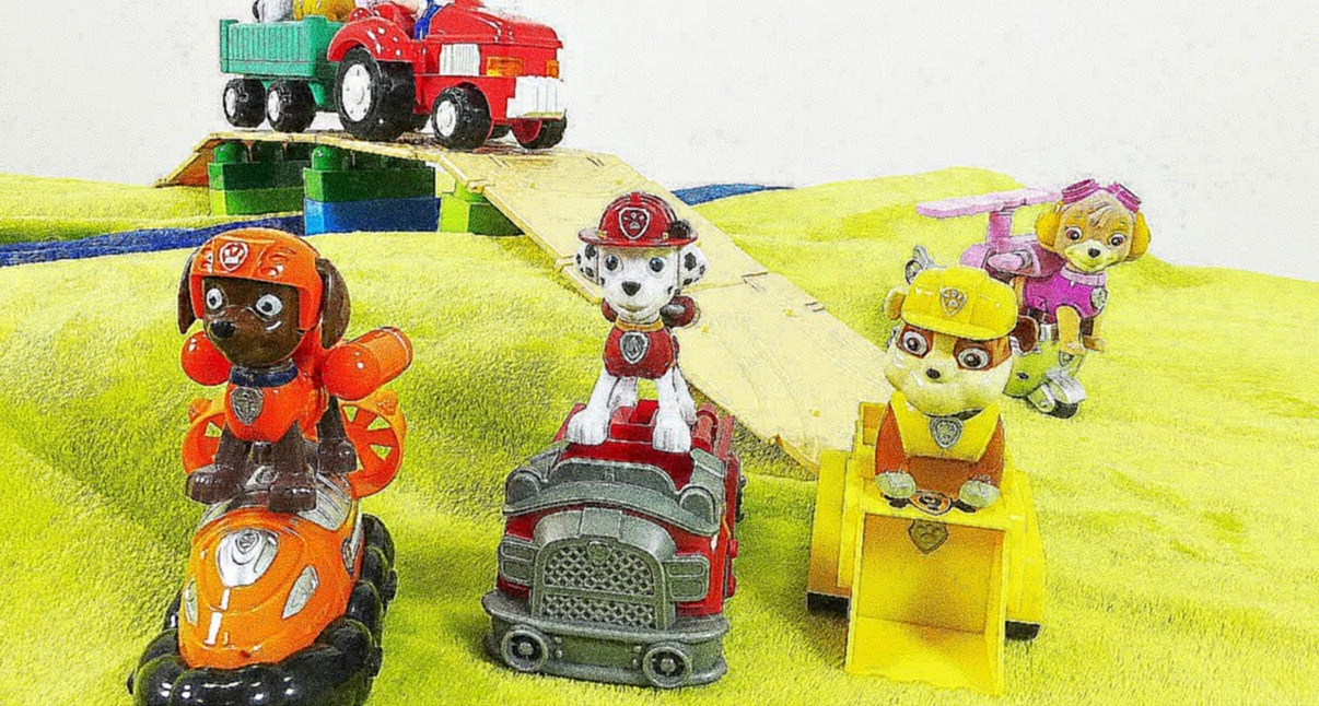 Видео с игрушками. Щенячий патруль спешит на помощь фермеру. Видео для детей. 