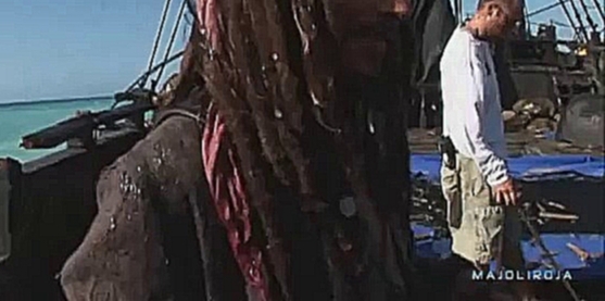 Музыкальный видеоклип JOHNNY DEPP GETTING SLIMED AS CAPTAIN JACK  