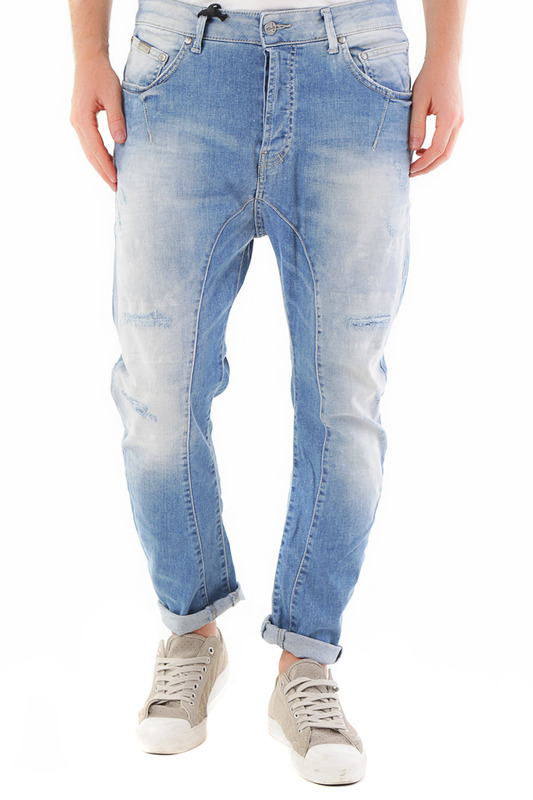 Рваные джинсы (ГМТО) фото DJ Васичкина