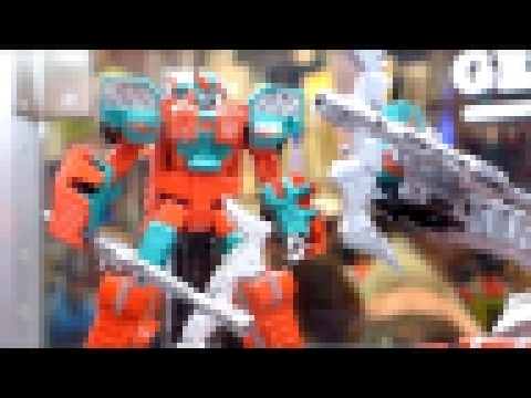 SDCC 2015 Transformers Combiner Wars Display Tour 